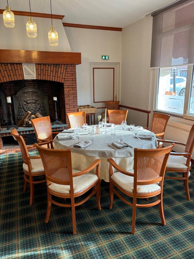 Hotel & Restaurant Le Cardinal Poix-de-Picardie Kültér fotó